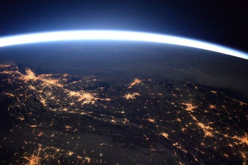 В сети показали, как выглядит "буря столетия" из космоса