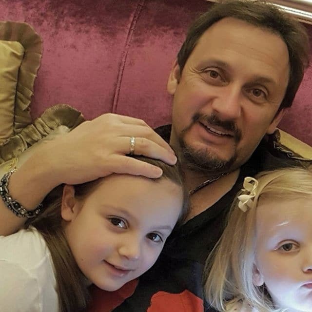 Папины дочки: украинская жена Стаса Михайлова засветила его подросших детей