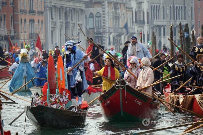 Карнавал у Венеції: яскраві фото барвистого італійського свята