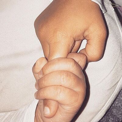 Ким Кардашьян поделилась первым фото новорожденного сына