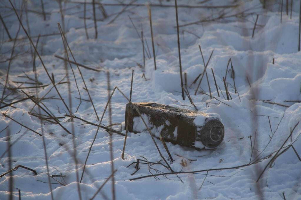 Возле Светлодарска саперы обезвредили российскую кассетную мину