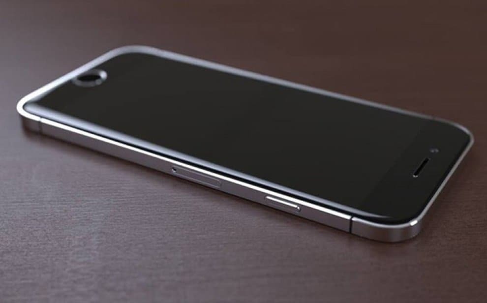СМИ назвали главную "изюминку" будущего IPhone 7