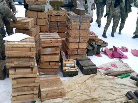 В Донецкой области нашли огромное хранилище боеприпасов "ДНР". Фотофакт