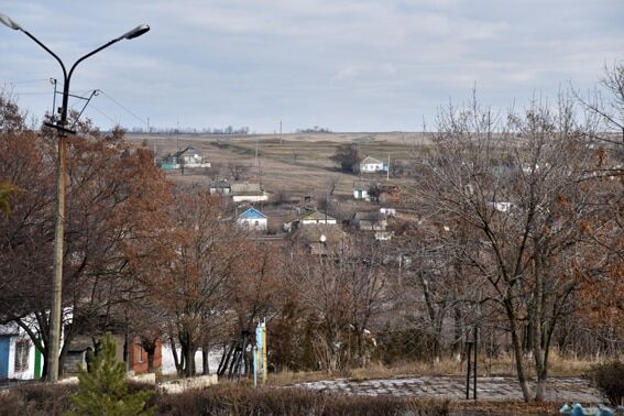 Відкрийте, поліція! Під Маріуполем провели антитерористичний рейд: опубліковані фото