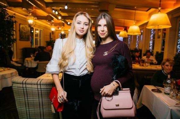 У мережі з'явилися фото вагітної дружини Реброва