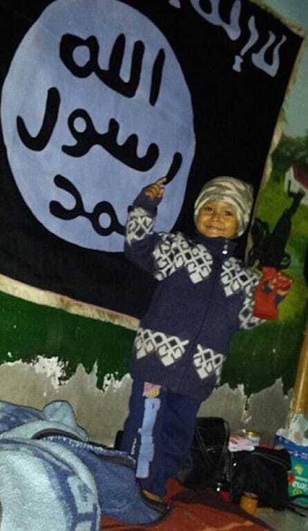 Британець впізнав свого 4-річного онука на відео ІДІЛ зі "стратою шпигунів"