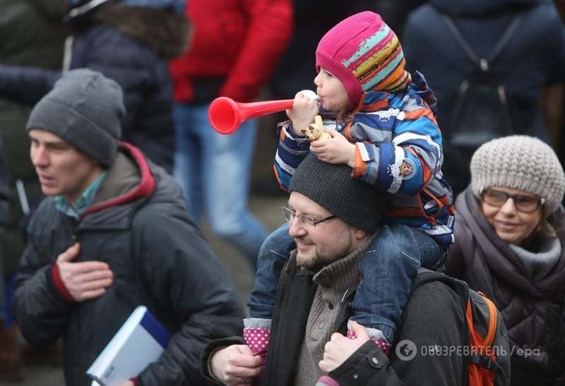 Польшу взорвали акции протеста из-за скандального закона о СМИ: опубликованы фото