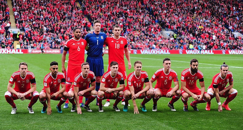 Сборная Уэльса покорила интернет оригинальным фото перед матчем отбора ЧМ-2018