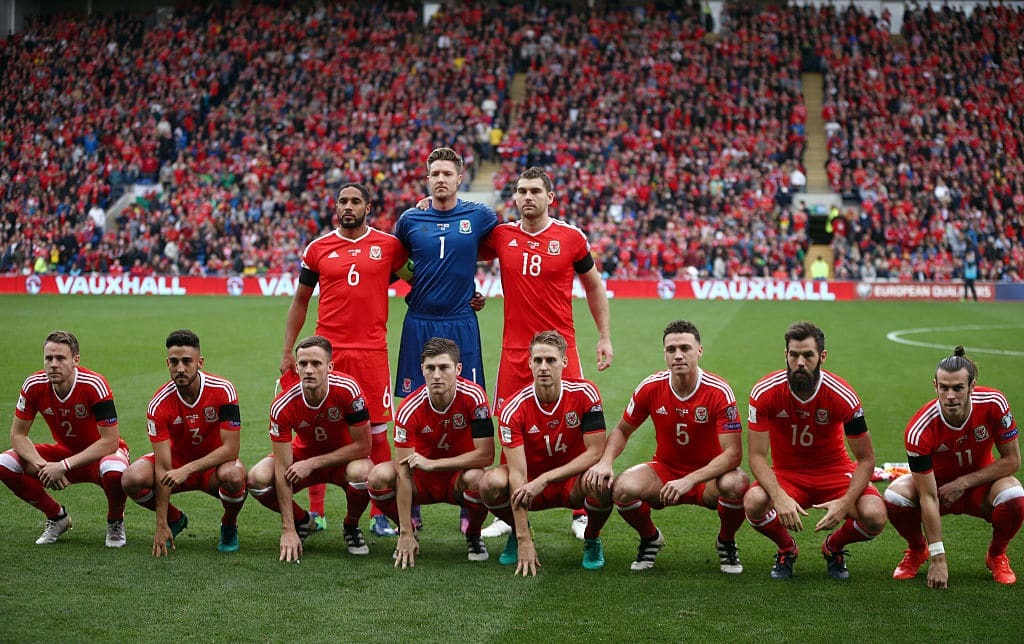 Сборная Уэльса покорила интернет оригинальным фото перед матчем отбора ЧМ-2018