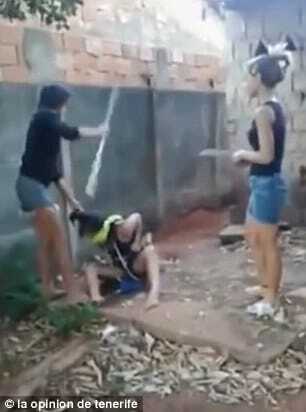 Використовували палицю і мачете: у Бразилії затримали школярок, які намагалися вбити дівчинку