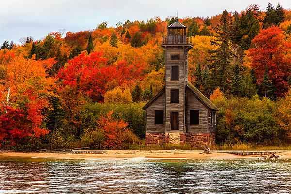 Вражаюча осінь: топ-12 неймовірних перевтілень природи з усього світу - фото