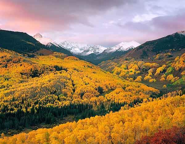 Вражаюча осінь: топ-12 неймовірних перевтілень природи з усього світу - фото