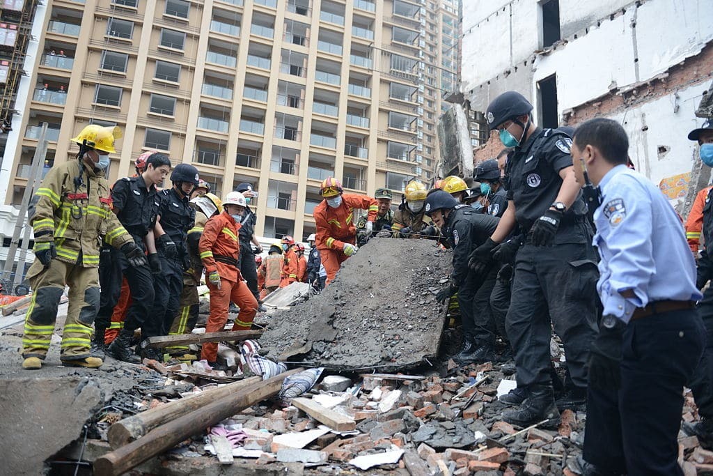 У Китаї обрушилися чотири багатоповерхівки: десятки жертв