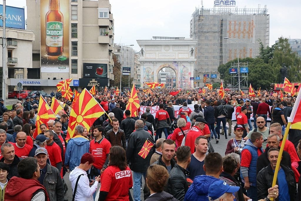 "Борьба продолжается!" В Македонии прошли масштабные протесты против власти