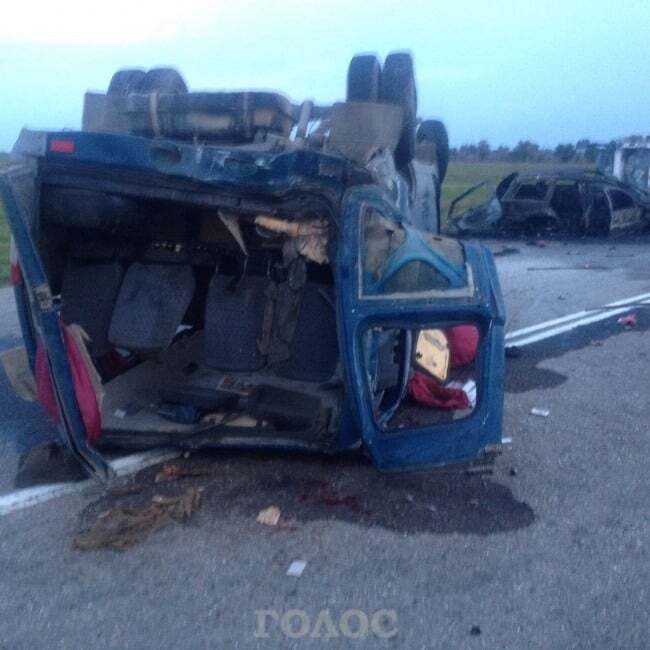 В страшном ДТП в Запорожской области пострадали 7 человек