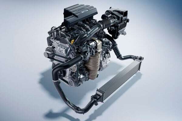 Honda CR-V пятого поколения впервые получила турбированный мотор: фото