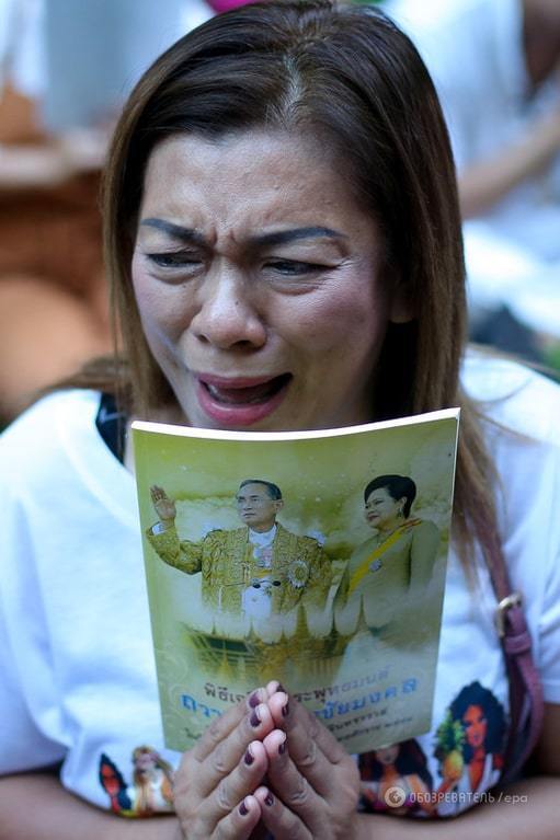 Таиланд в трауре: умер самый долгоправящий король в мире
