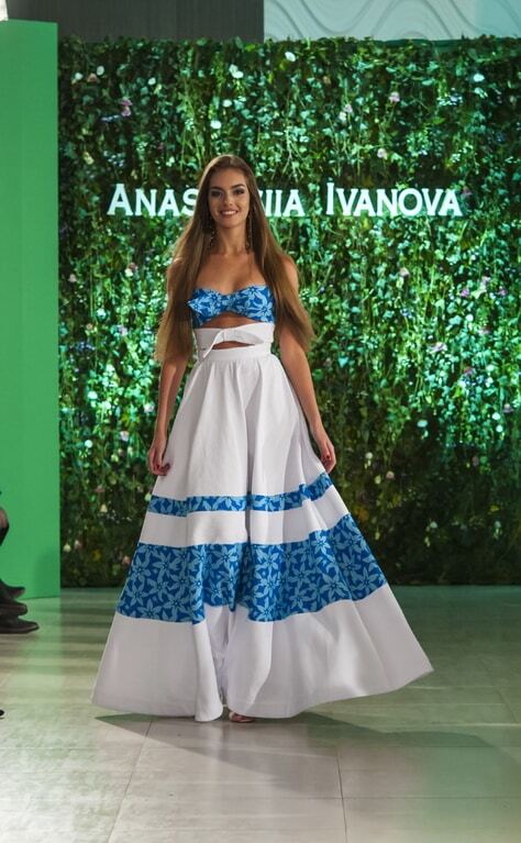 Девушка-весна: Мисс Украина презентовала коллекцию Анастасии Ивановой