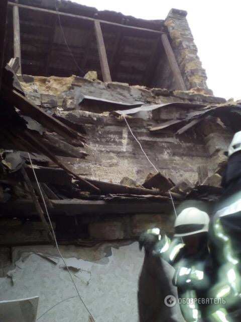 Обрушение дома в Одессе: под завалами нашли тело молодого парня