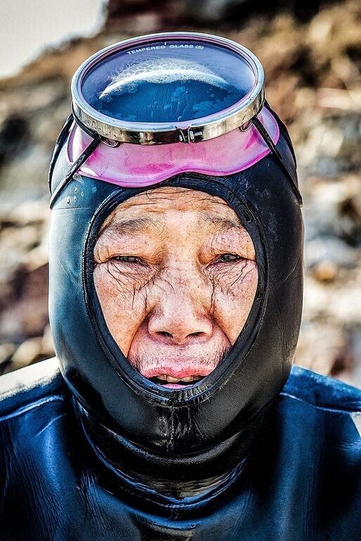Поколение хэнё: фотограф запечатлел жизнь последних корейских "русалок"