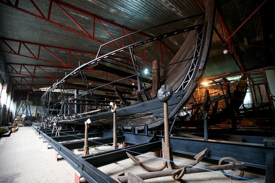 На Хортиці відновили унікальні козацькі кораблі часів Запорозької Січі - фото