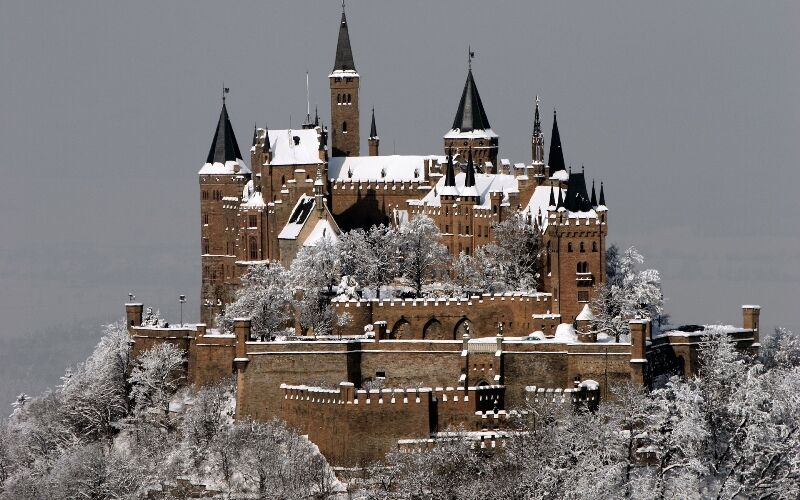 Замок Гогенцоллерн: приголомшливий зразок архітектури Німеччини - фото