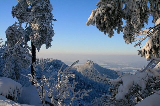Замок Гогенцоллерн: приголомшливий зразок архітектури Німеччини - фото
