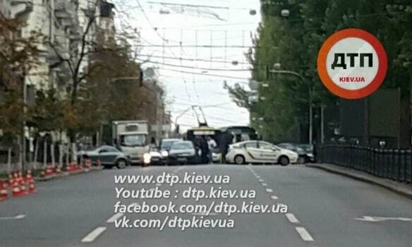 В Киеве произошло пьяное ДТП с участием сотрудника посольства Азербайджана - СМИ