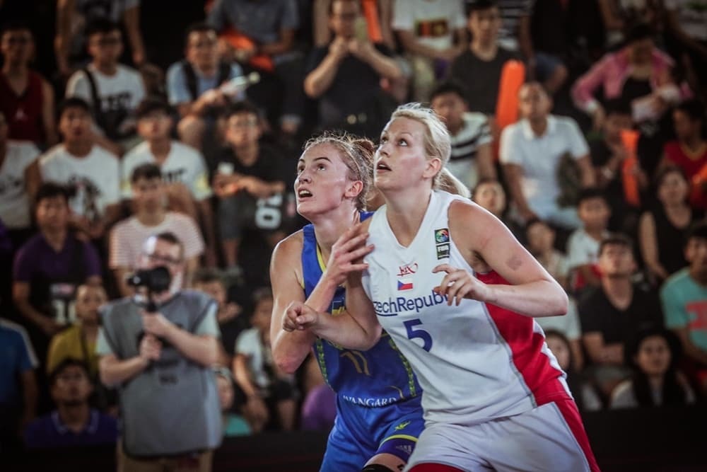 Украина добыла историческое "серебро" на чемпионате мира по баскетболу 3х3