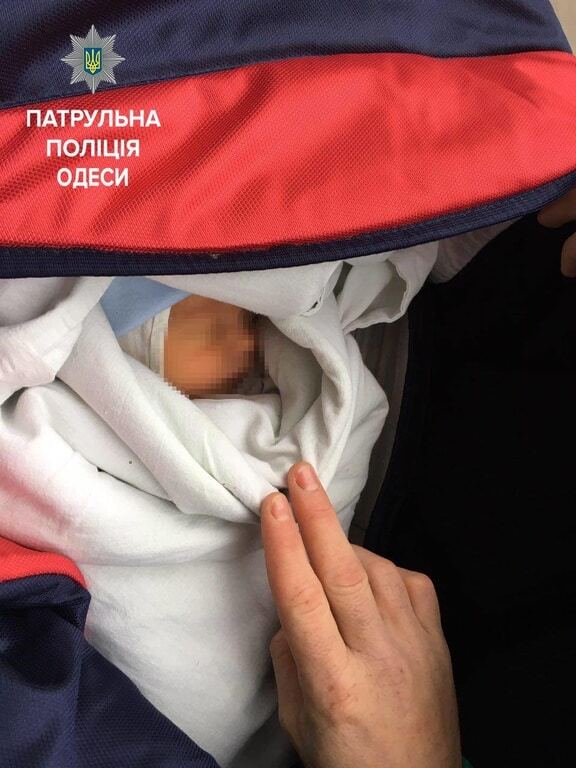 В Одесі знайшли сумку із немовлям