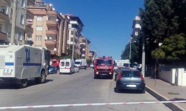 В Турции террористы-смертники устроили взрыв: есть погибшие. Опубликованы фото