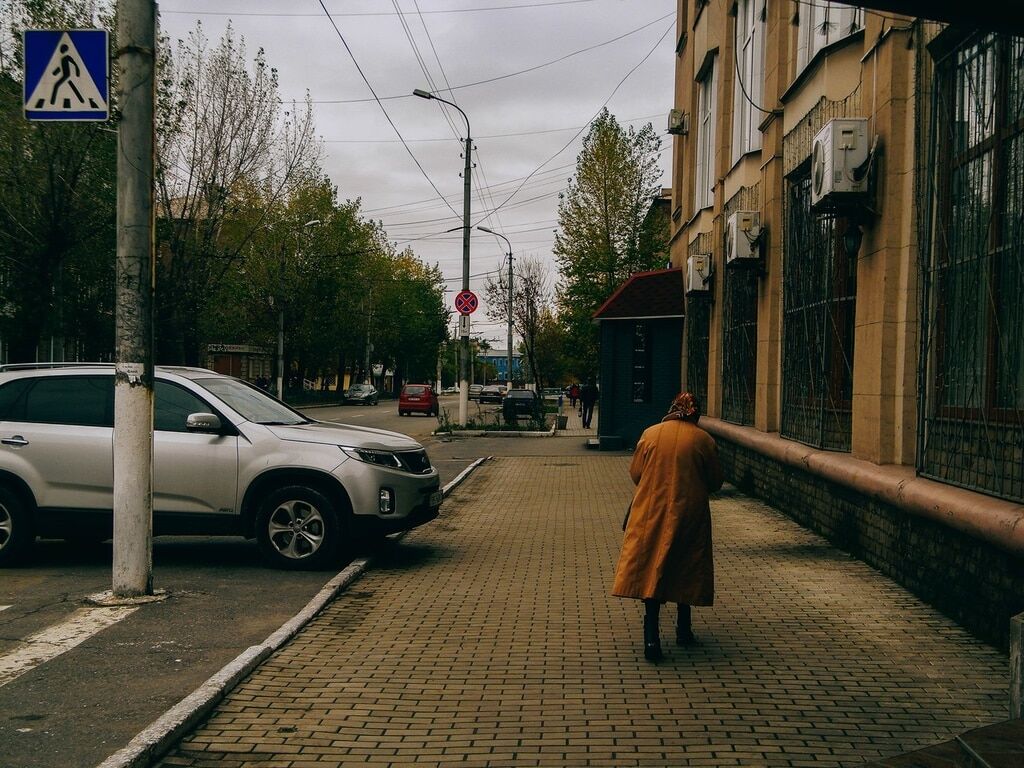 Під гнітом "ЛНР": ЗМІ показав життя окупованого Алчевська в депресивних знімках