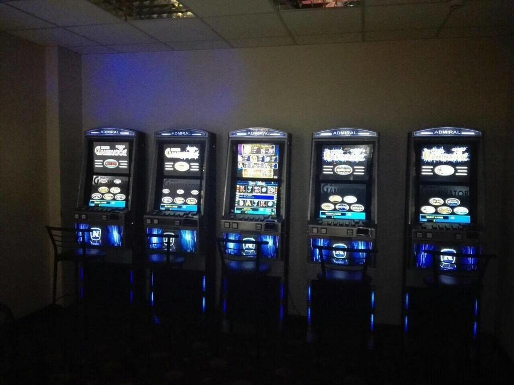 В Киеве накрыли нелегальный салон игровых автоматов