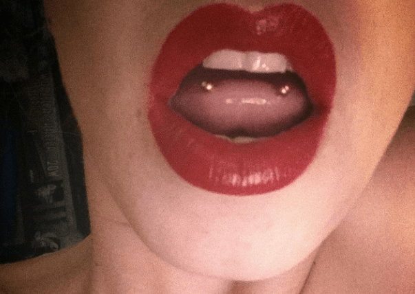 Пирсинг "глаза змеи": почему не стоит прокалывать кончик языка