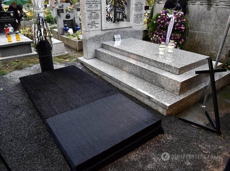 В Кракове похоронили известного режиссера Анджея Вайду