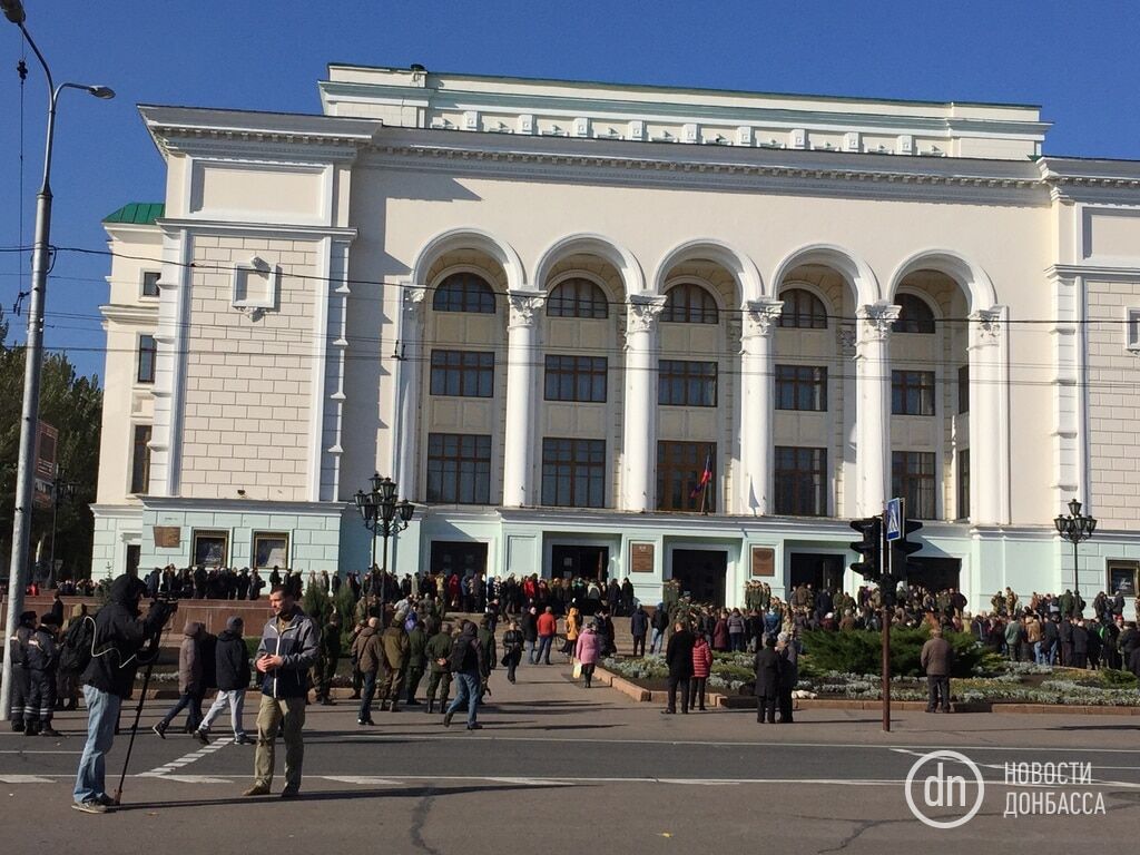 Моторолу похоронили под девиз "Небесной Сотни": опубликованы фото и видео