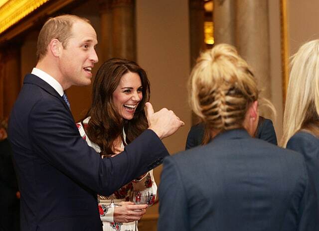 Кейт Миддлтон сияла от счастья на встрече в Букингемском дворце
