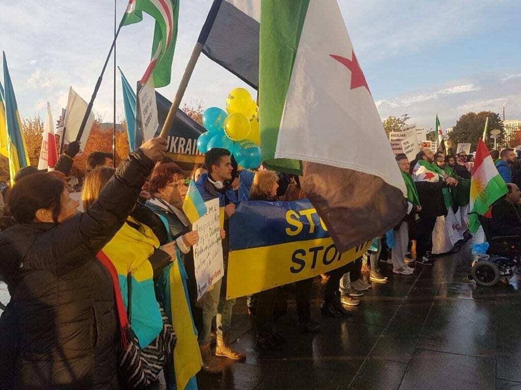 "Свободу Україні! Свободу Сирії!" У Берліні підготувалися до зустрічі Путіна