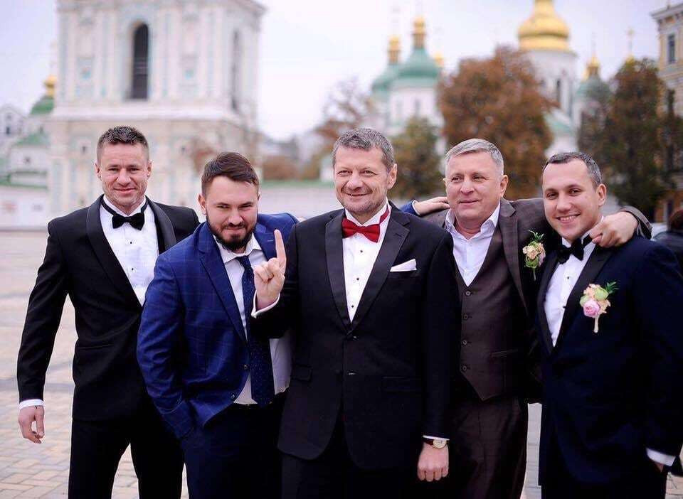 Душевно и по-семейному: СМИ узнали, где проходила свадьба Мосийчука