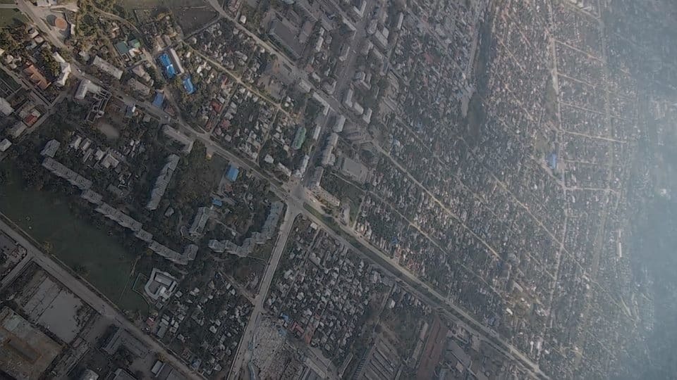 "Жизнеутверждающая картина": в сети показали Луганск с высоты птичьего полета. Фотофакт