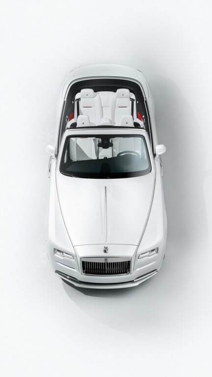 Дизайнеры из "мира высокой моды" разработали особую версию Rolls-Royce: фото