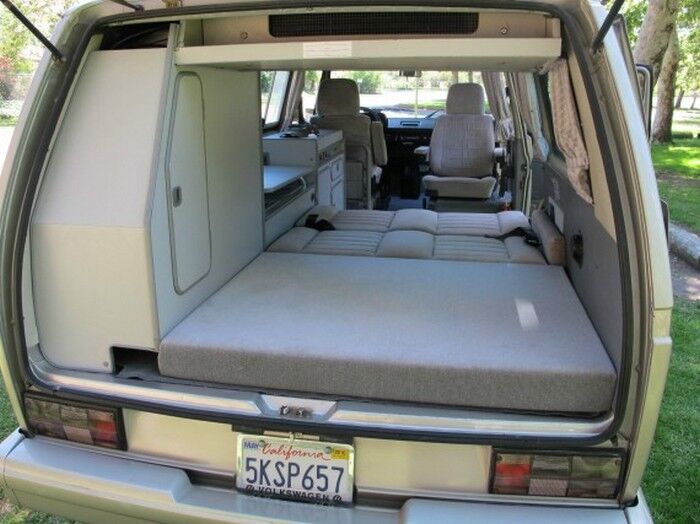 Топ-7 самых комфортных автомобилей-домов: фото