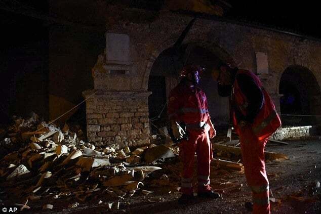 Центральную Италию всколыхнули мощные землетрясения. Фото- и видеофакт