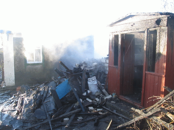 Террористы накрыли артиллерией жилые районы Луганщины, ранен подросток: фотофакт