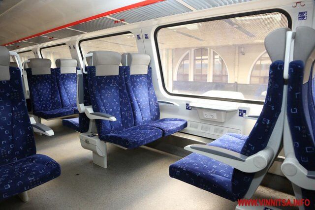 "Укрзалізниця" запускає двоповерховий поїзд Skoda з Вінниці до Харкова