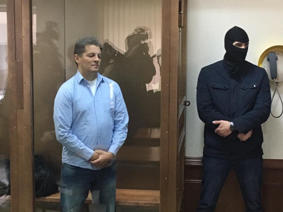 Российский суд оставил Сущенко под арестом: Украина выразила протест