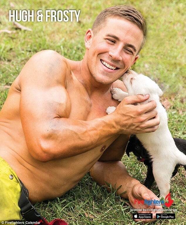 Полуобнаженные австралийские пожарные снялись для календаря с щенками