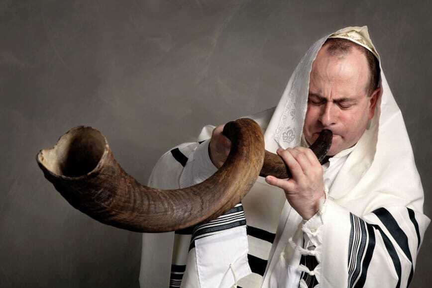 Іудеї всього світу відзначають Новий рік: історія та традиції свята Рош а-Шана