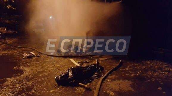 В Киеве горел дом без отопления: есть погибший. Опубликованы фото