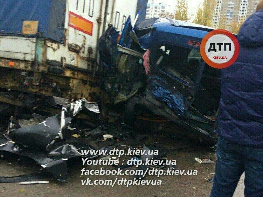 Смертельное ДТП с Porsche в Киеве: в полиции сообщили подробности 